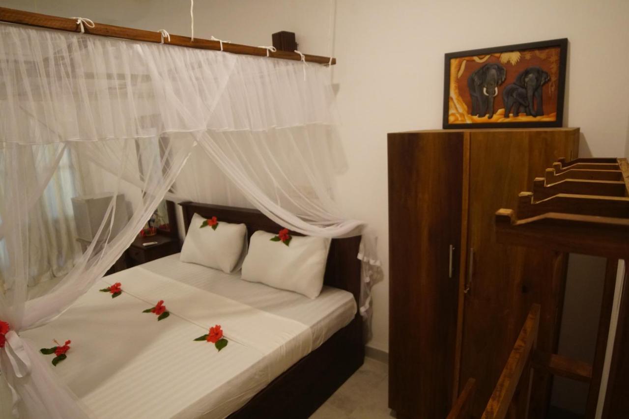 Turtle Bay Beach Resort Mirissa Luaran gambar