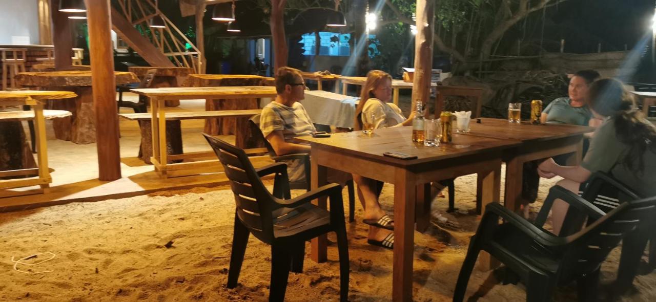 Turtle Bay Beach Resort Mirissa Luaran gambar
